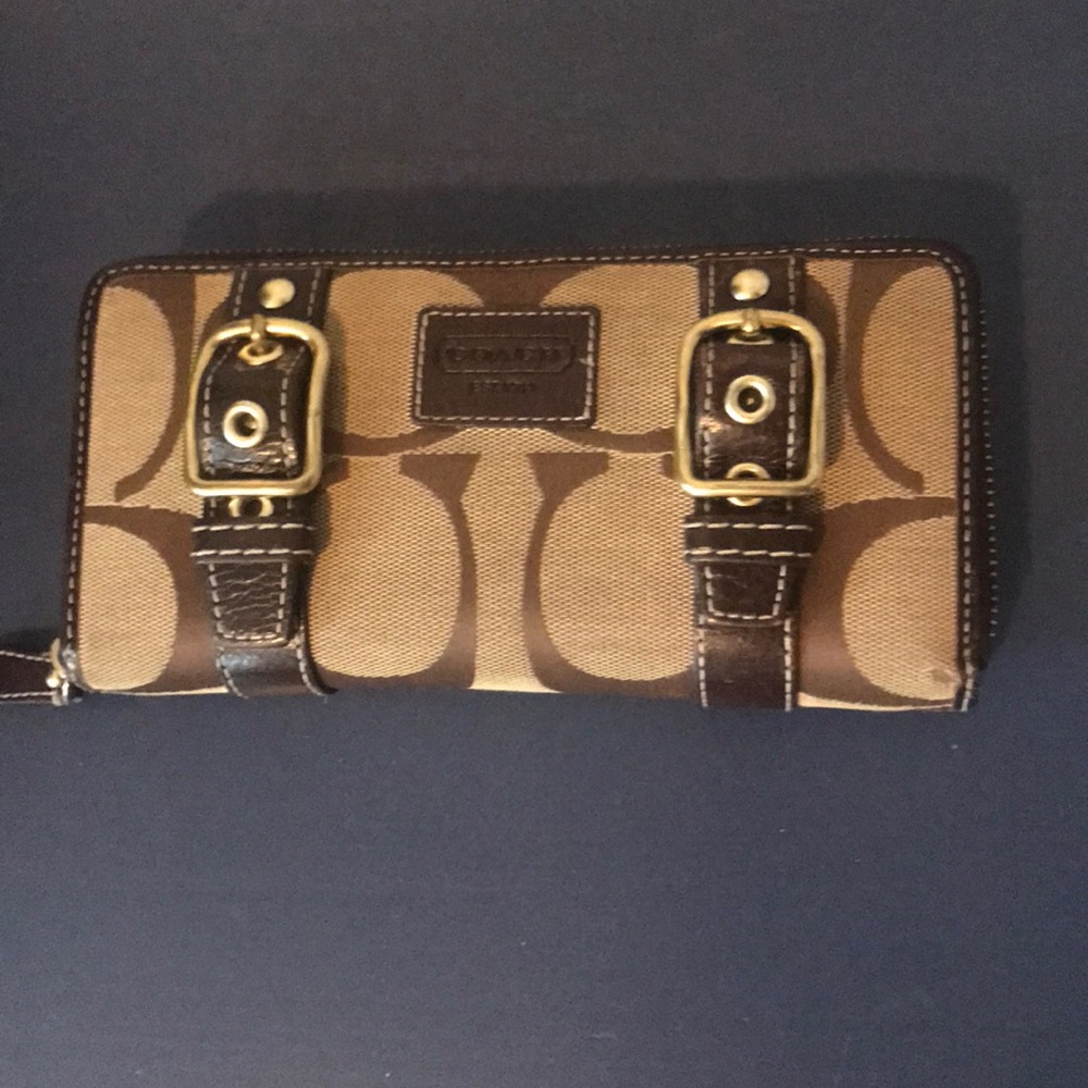Coach wallet